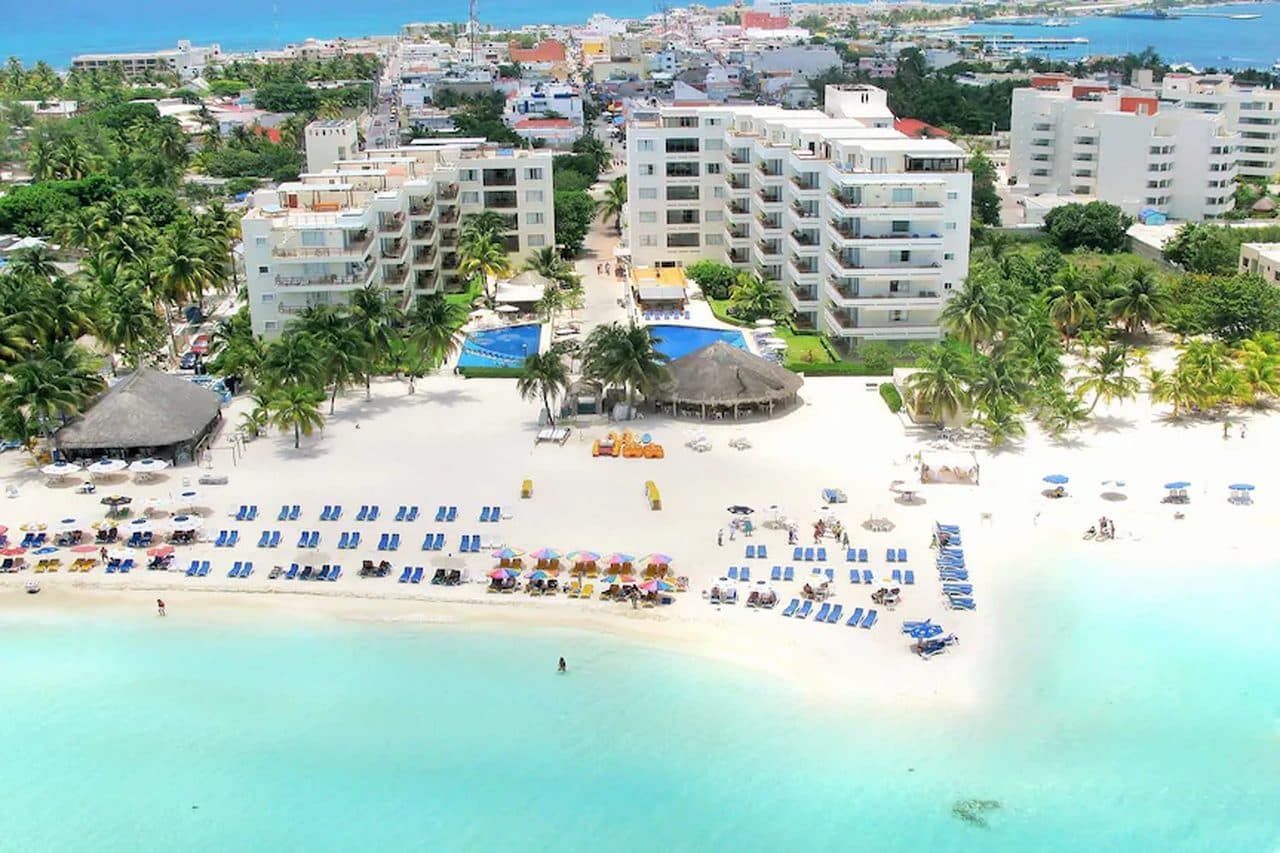Ixchel Aparthotel